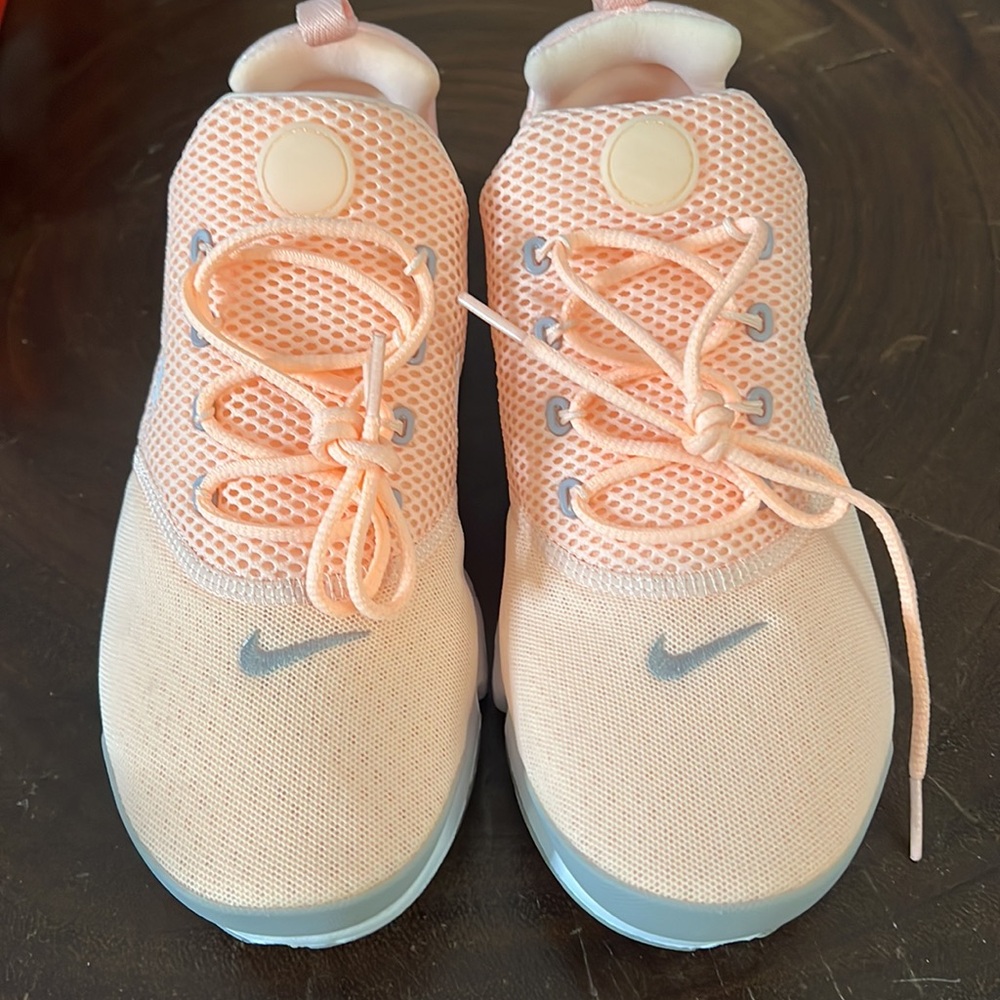 Nike Light Pink Presto Fly Crimson 6Y